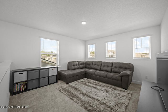 75556 CANTERWOOD Drive, Yulee, FL 32097