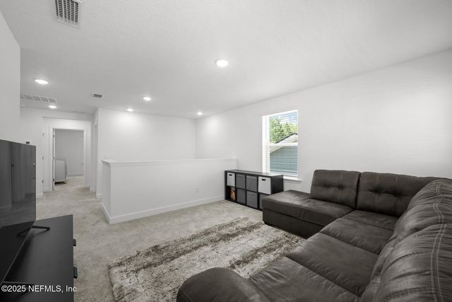 75556 CANTERWOOD Drive, Yulee, FL 32097