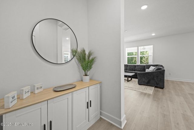 75556 CANTERWOOD Drive, Yulee, FL 32097