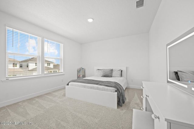 75556 CANTERWOOD Drive, Yulee, FL 32097