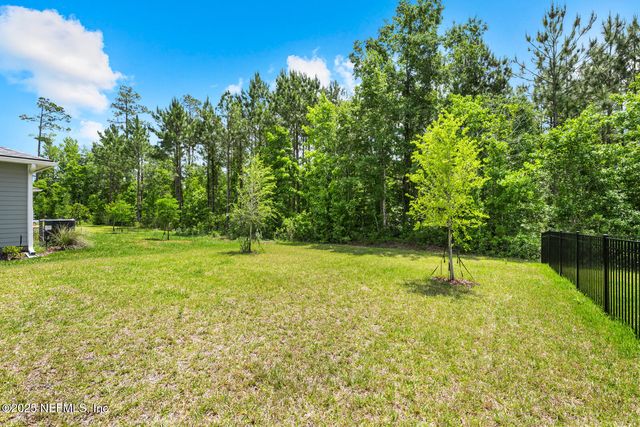 75556 CANTERWOOD Drive, Yulee, FL 32097