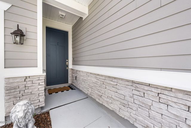 75556 CANTERWOOD Drive, Yulee, FL 32097