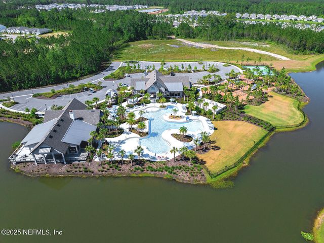 75556 CANTERWOOD Drive, Yulee, FL 32097