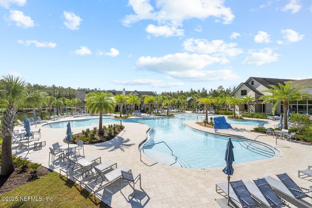 75556 CANTERWOOD Drive, Yulee, FL 32097