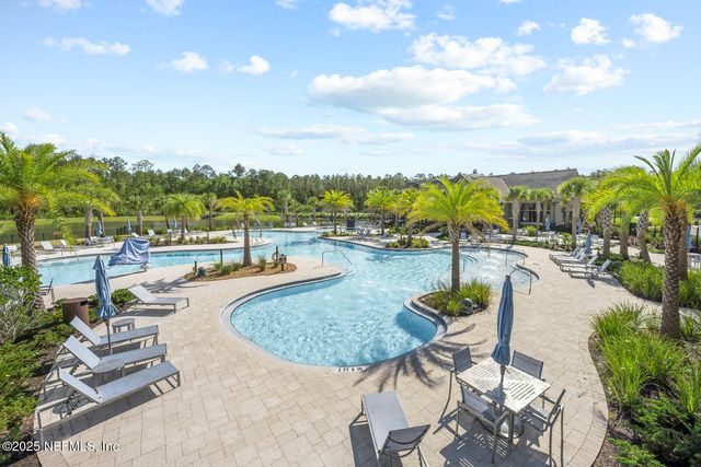 75556 CANTERWOOD Drive, Yulee, FL 32097