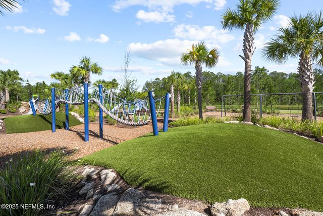 75556 CANTERWOOD Drive, Yulee, FL 32097