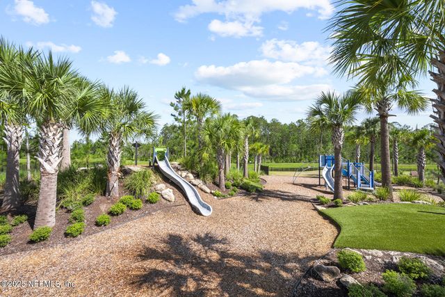 75556 CANTERWOOD Drive, Yulee, FL 32097