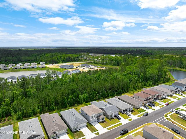 75556 CANTERWOOD Drive, Yulee, FL 32097