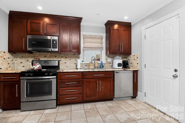 831 Spruce Street, Charlotte, NC 28203