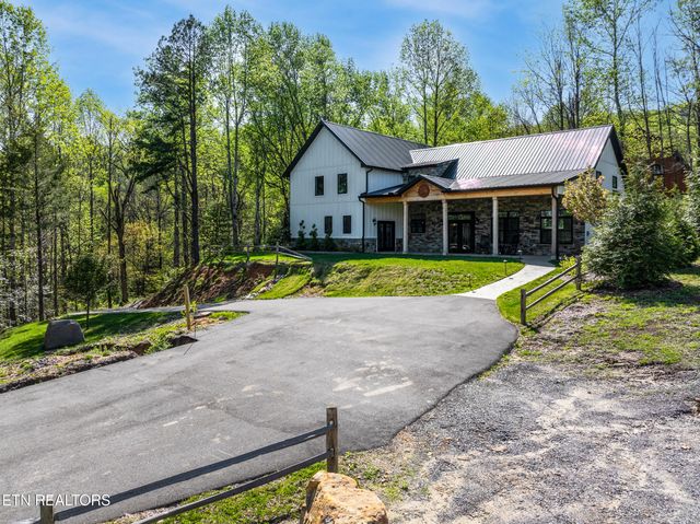 1580 Pinnacles Way, Newport, TN 37821