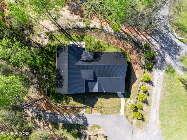1580 Pinnacles Way, Newport, TN 37821