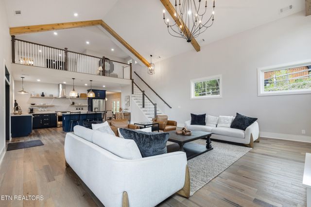 1580 Pinnacles Way, Newport, TN 37821