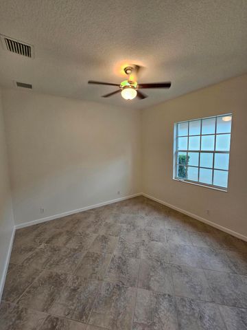 121 PALMFIELD Way, Jupiter, FL 33458