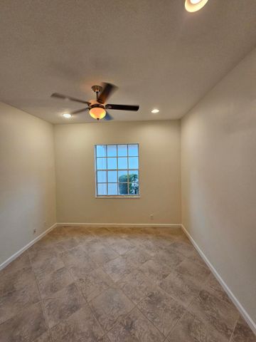 121 PALMFIELD Way, Jupiter, FL 33458
