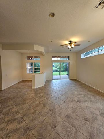 121 PALMFIELD Way, Jupiter, FL 33458