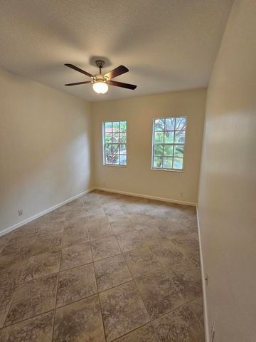 121 PALMFIELD Way, Jupiter, FL 33458