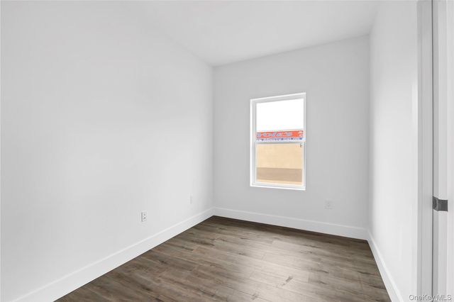 533 Greenwich Street 1D, Hempstead, NY 11550