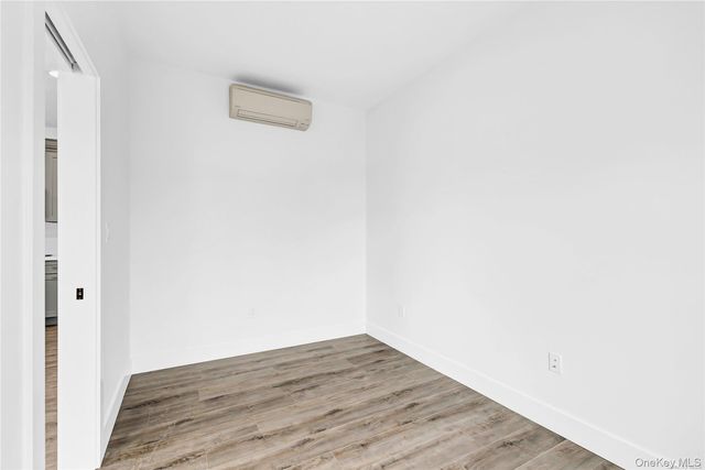 533 Greenwich Street 1D, Hempstead, NY 11550