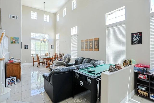 28611 Lupine St, Castaic, CA 91384