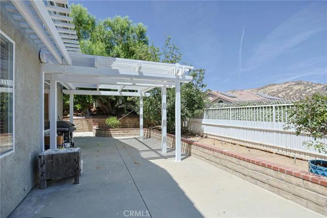 28611 Lupine St, Castaic, CA 91384