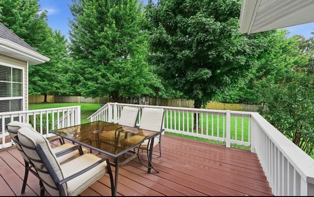 17995 Harmon Road, Fayetteville, AR 72704