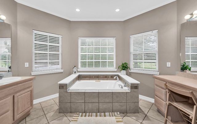 17995 Harmon Road, Fayetteville, AR 72704