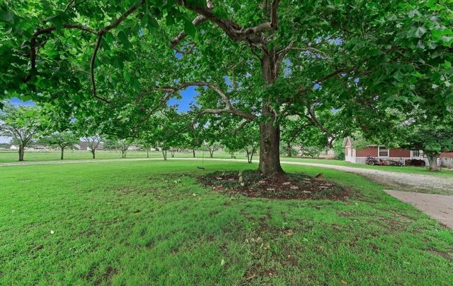 17995 Harmon Road, Fayetteville, AR 72704