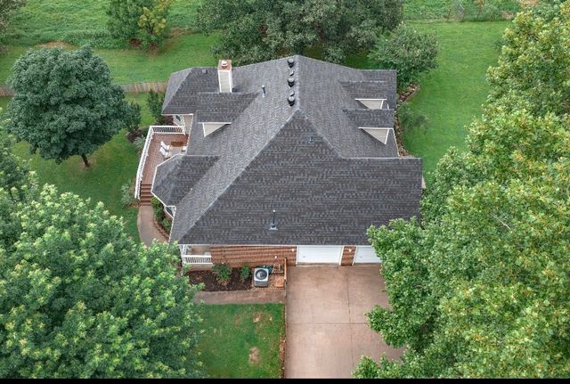 17995 Harmon Road, Fayetteville, AR 72704