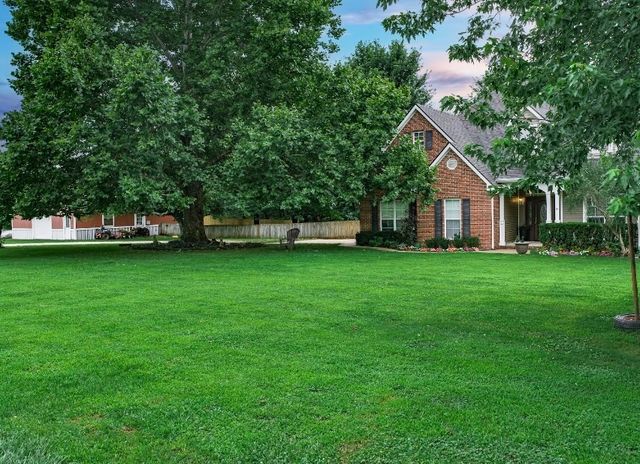 17995 Harmon Road, Fayetteville, AR 72704