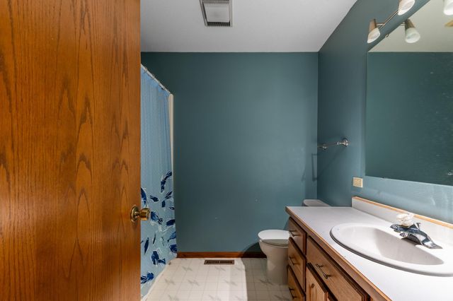 725 Westgate Circle, Hawley, MN 56549