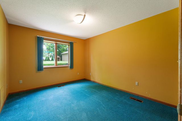 725 Westgate Circle, Hawley, MN 56549