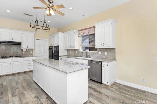 13776 Meadow View, Yucaipa, CA 92399
