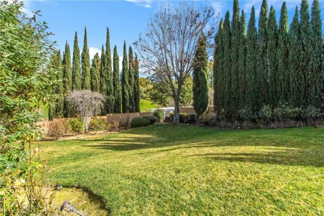 13776 Meadow View, Yucaipa, CA 92399