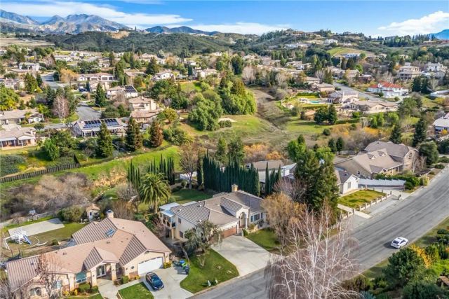 13776 Meadow View, Yucaipa, CA 92399