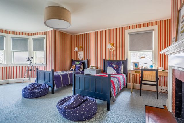 4 Adams Street, Lexington, MA 02420