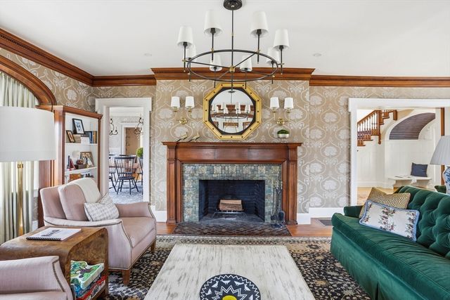 4 Adams Street, Lexington, MA 02420