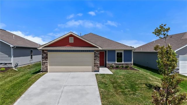 20340 W 195th Street, Spring Hill, KS 66083