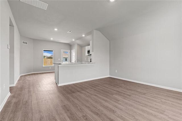 20340 W 195th Street, Spring Hill, KS 66083