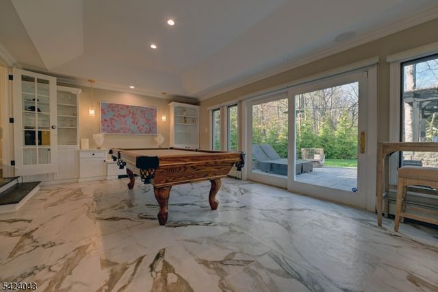 32 Virginia Rd, Montville Twp., NJ 07045