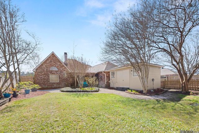 1469 Basswood Dr, Denham Springs, LA 70726