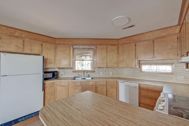 1538 Periwinkle Drive, Mount Pleasant, SC 29466