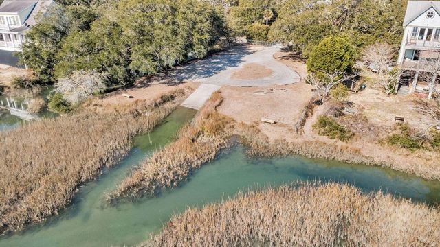 1538 Periwinkle Drive, Mount Pleasant, SC 29466