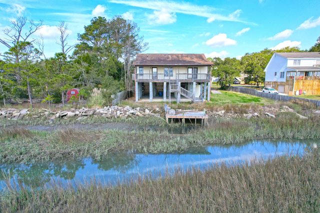 1538 Periwinkle Drive, Mount Pleasant, SC 29466