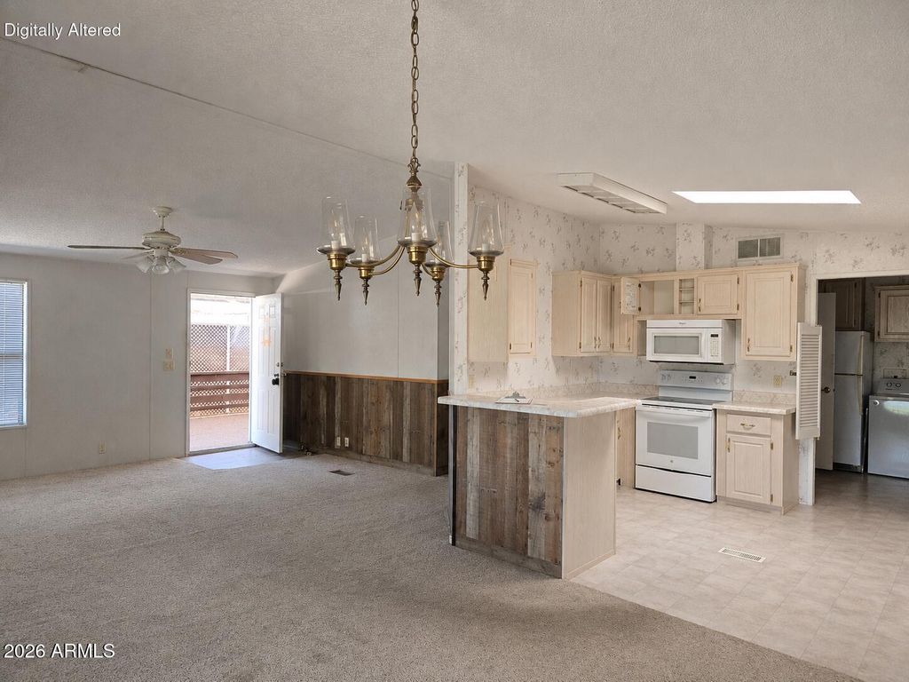 33623 N 225TH Avenue, Wittmann, AZ 85361 — exterior