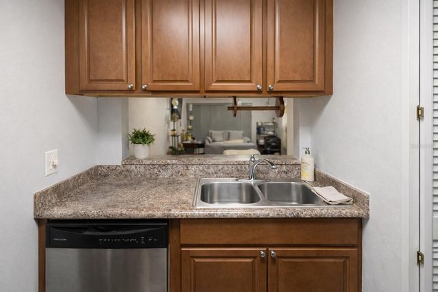 141 FERNERY ROAD E6, Lakeland, FL 33809