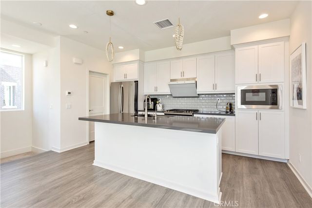 131 Mirth, Irvine, CA 92618