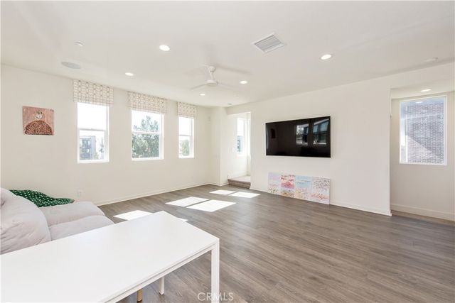 131 Mirth, Irvine, CA 92618