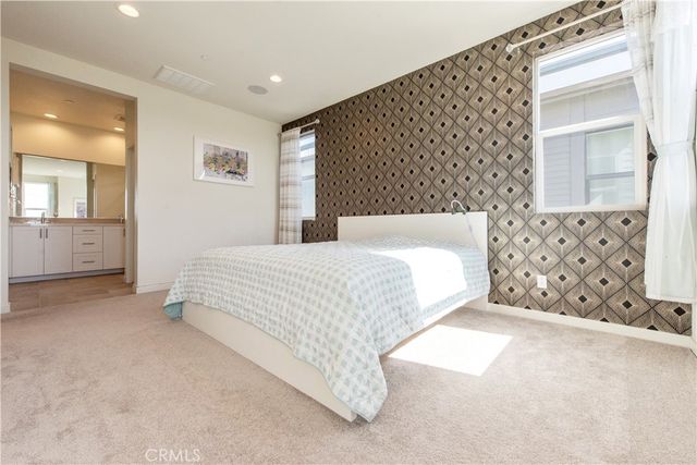 131 Mirth, Irvine, CA 92618