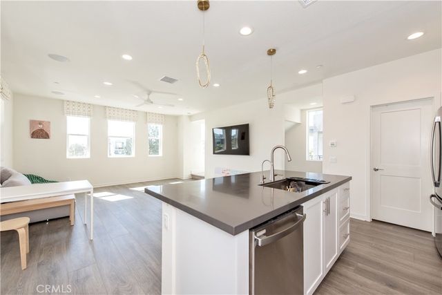 131 Mirth, Irvine, CA 92618