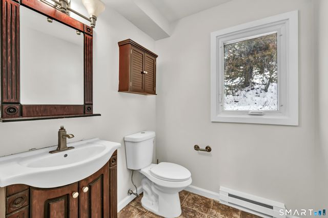 15 Twin Oaks 15, New Milford, CT 06776